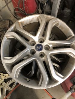 Rim. Ford Edge 2017