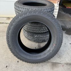 Tires 275/65/20 Bridgestone Dueler A/T