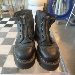 Doc Marten Sinclair Platform boots 