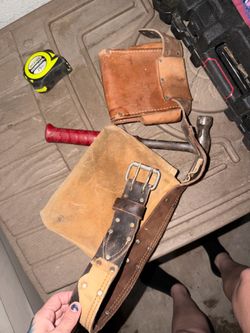 Tool pouch, Plumb hammer, 25ft tape measure, toolbox