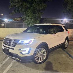 2017 Ford Explorer 