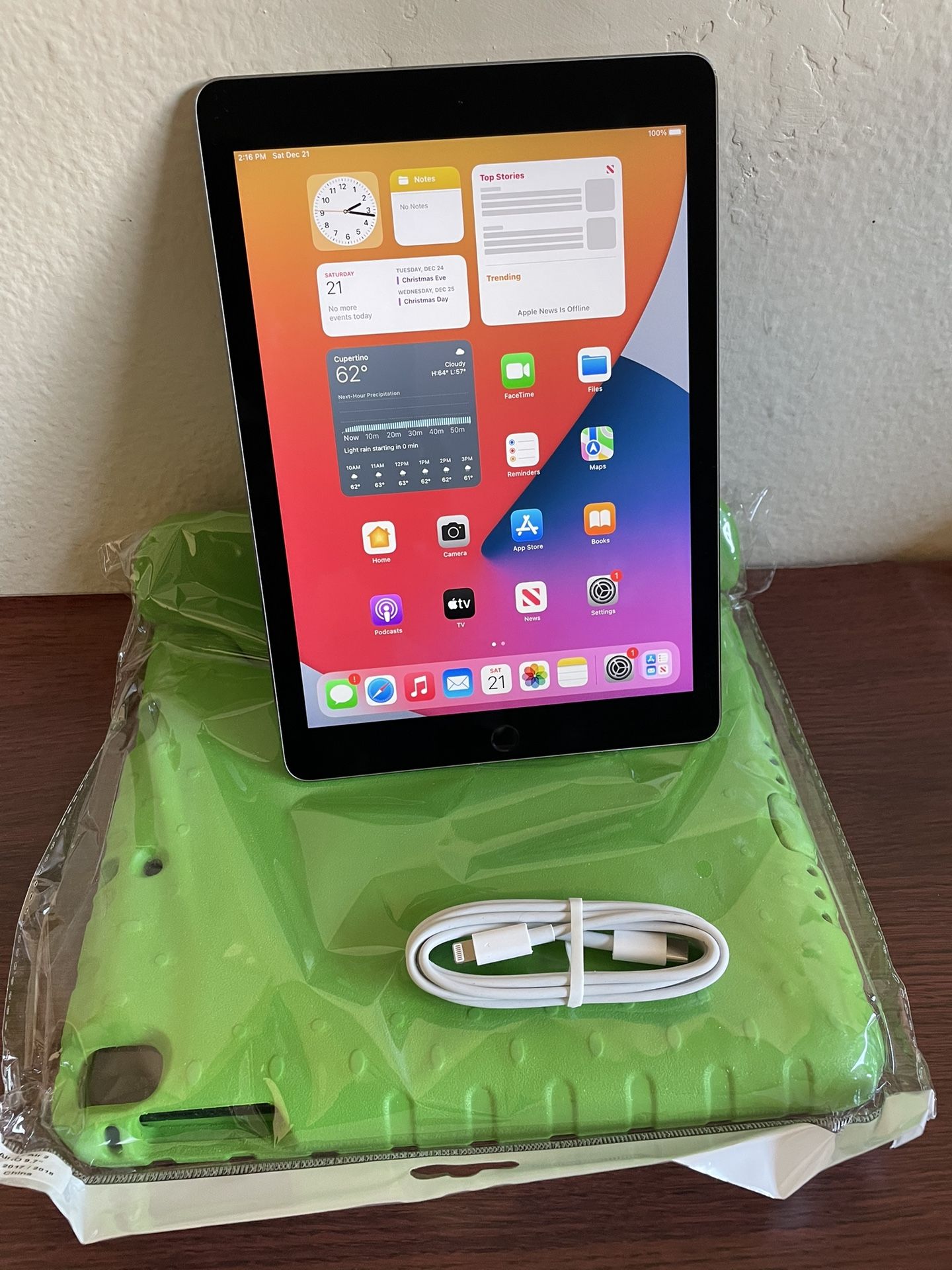 Apple iPad Air 2 32GB with Kids Case And Cable