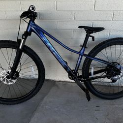 Brand New Trek Marlon 5 XS Size