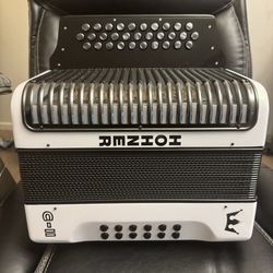 Hohner Corona II (FA) White-NEW