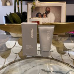 rhode Barrier Butter Intensive Moisture Balm🩶