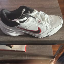 Nike / Shoes