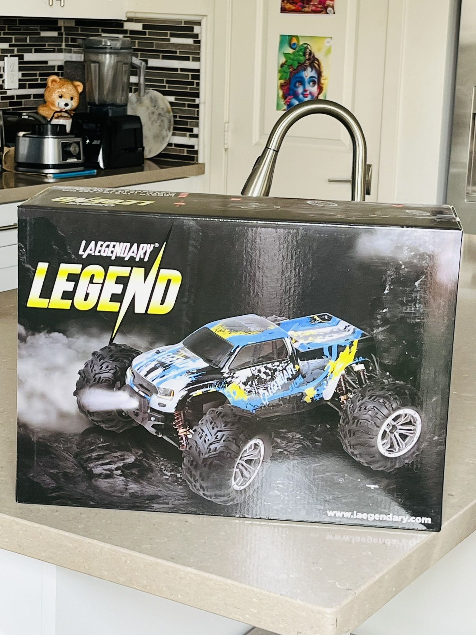 Brand NewΒ Β Extremely Powerful N Very Big 1:10 Scale Monster Truck