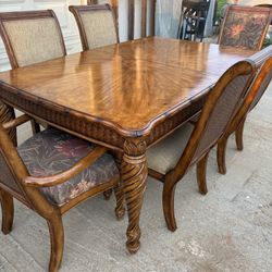 Beautiful Dining Room Table With Six Chairs