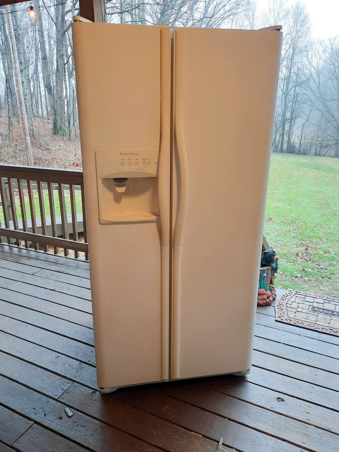 Frigidaire Refrigerator