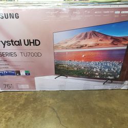 Tv Samsung 75", TU7000, 4k, HDR, Smart, Excellent 