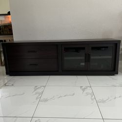 Living Room console Tv Stand Holds Upto 70inch Tv