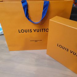 Authentic Brand New Louis Vuitton LV Paper Shopping Gift Bag