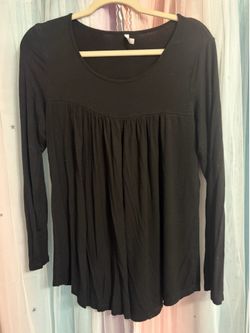 Black Long Sleeve Shirt - Size XL