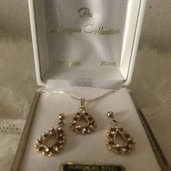 Vintage in New Conditions Marquis Collection Red & Clear Glass Crystals Pendant Gold Tone Chain Necklace Earrings in Original Gift Box