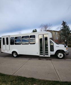 Ford E450 Shuttle Bus