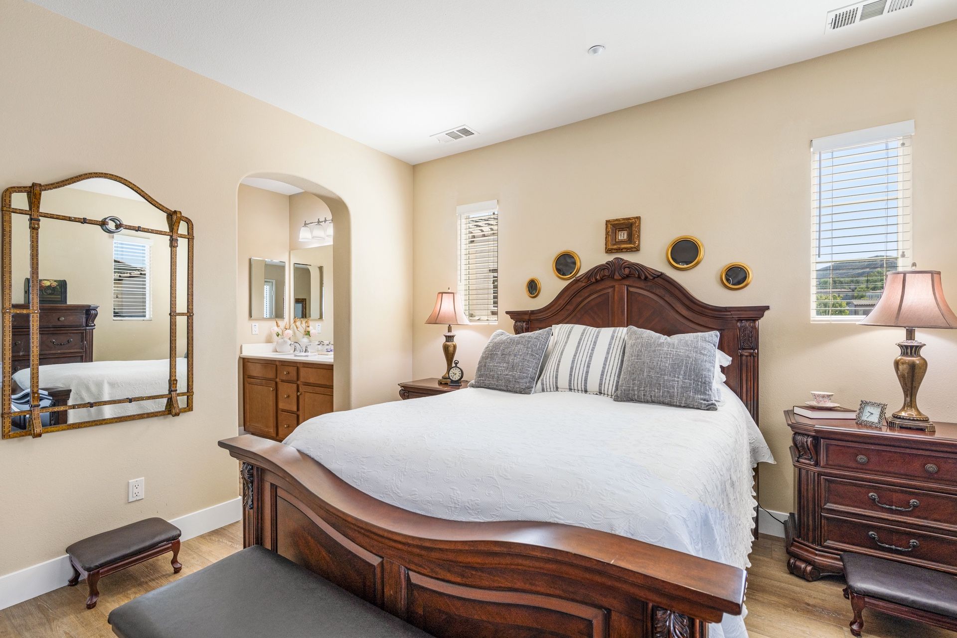 Broyhill.Queen Bed, End Tables And Large Dresser (no.mirror)