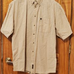Timberland mens shirt Size L 100% smooth plaid cotton Short sleeves Button down point collar Button down plake Left side pocket with embroidered logo 