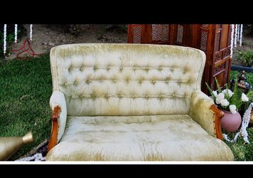 Love seat