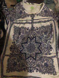 HEALING HANDS SCRUB TOP SIZE MEDIUM