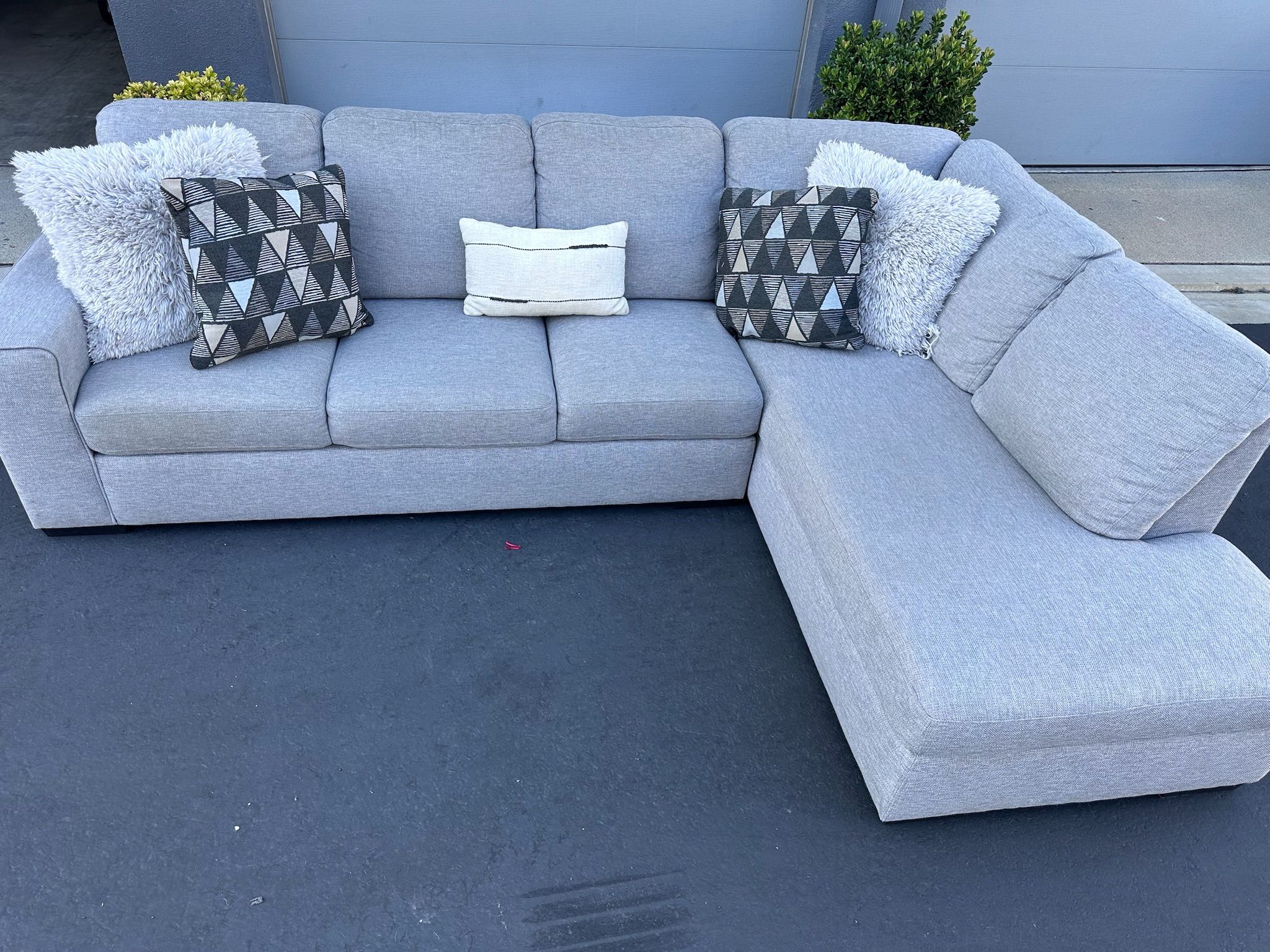 living spaces gray sectional couch !