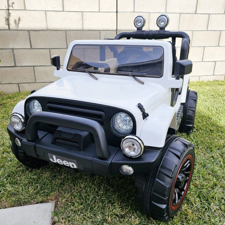 BRAND NEW! Jeep 12volt 2seater Ride On Electric Kids Car With Remote Control Power Wheels Powerwheels 12v