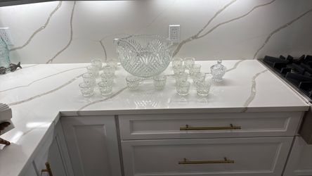 LE Smith Pineapple and Diamond Cut Glass Punch Bowl Complete Set