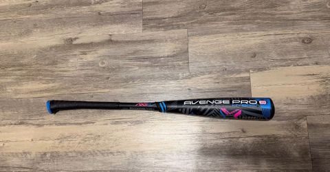 USA Axe Avenge Pro 3 baseball bat 28 -10