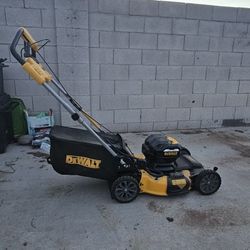 Dewalt Lawnmower 