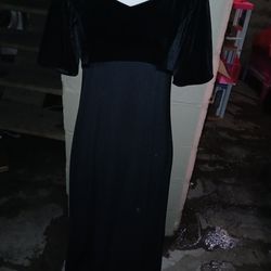 Dance sophistication velvet black dress