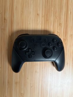 Nintendo Switch Pro Controller