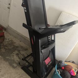 Sole F63 Treadmill 