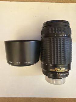 Nikon ED AF Nikkor 70-300mm f/4-5.6D Lens + HB-15 Hood