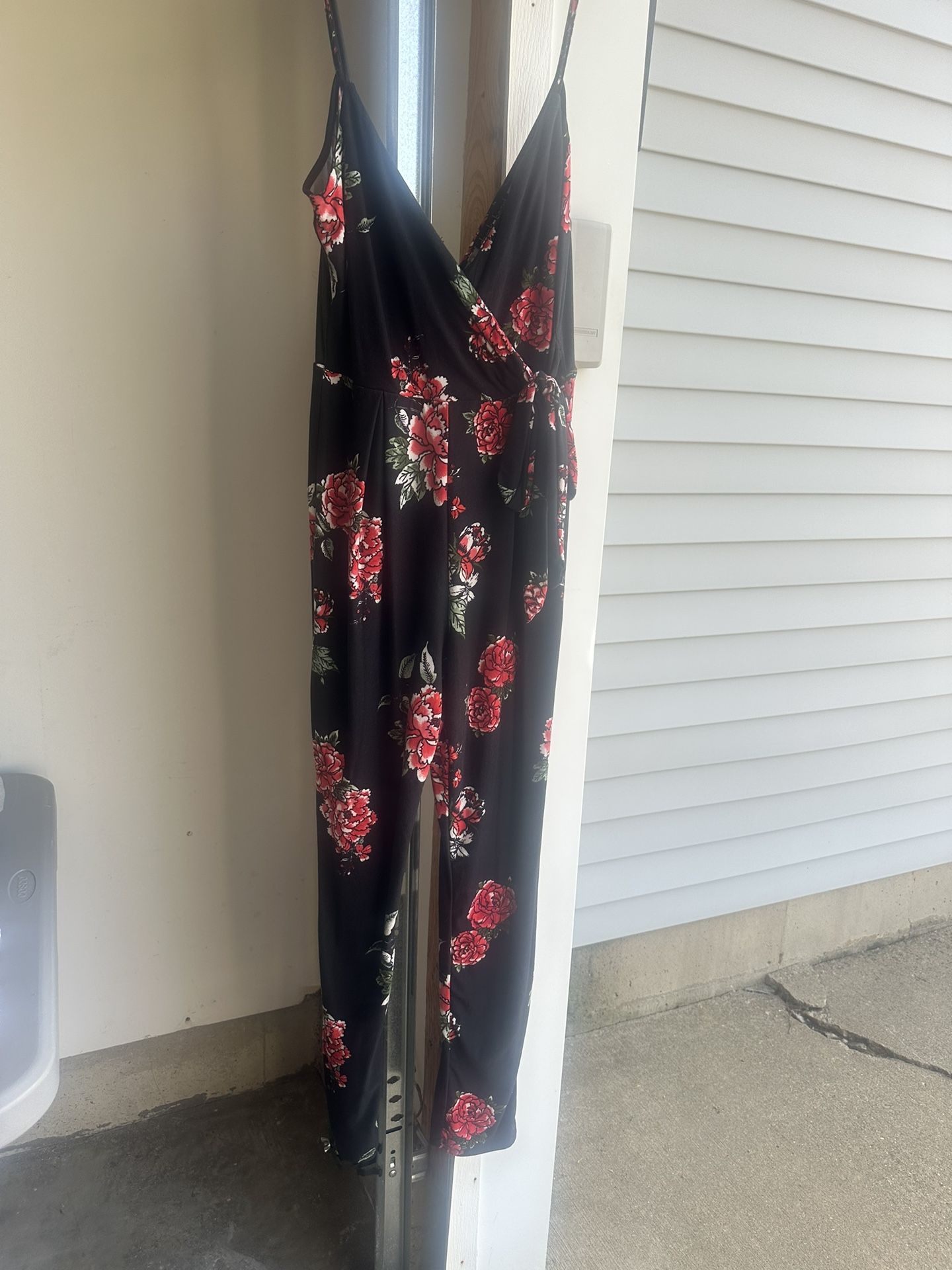 Women’s Size Medium Clothing Bundle