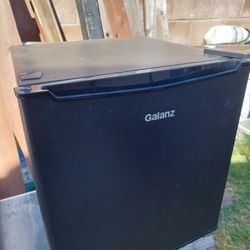 Mini Frige
