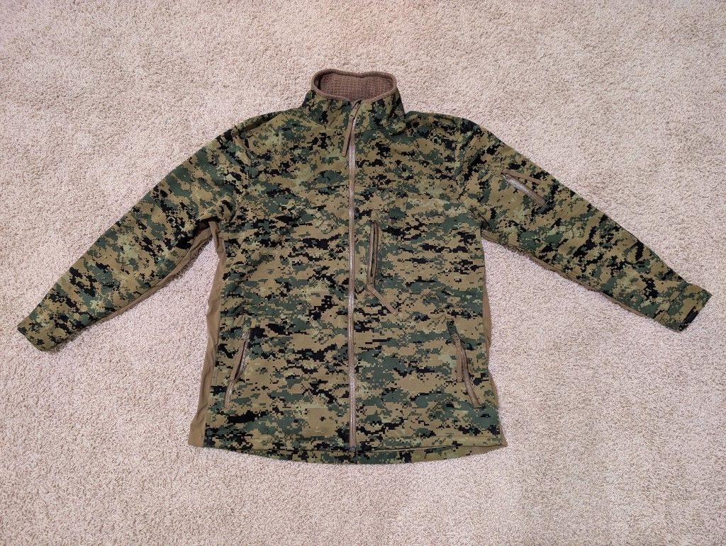 Combat Woodland Jacket (CWJ) — Large Regular.