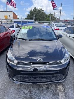 Kia Rio 2021