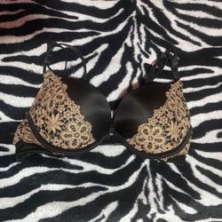 32A Bombshell Victorias Secret Bra