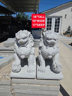 CONCRETE CEMENT FOO DOG STATUES $180 A PAIR