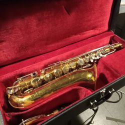 Bundy Selmer Saxophone 