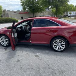 2013 Ford Taurus