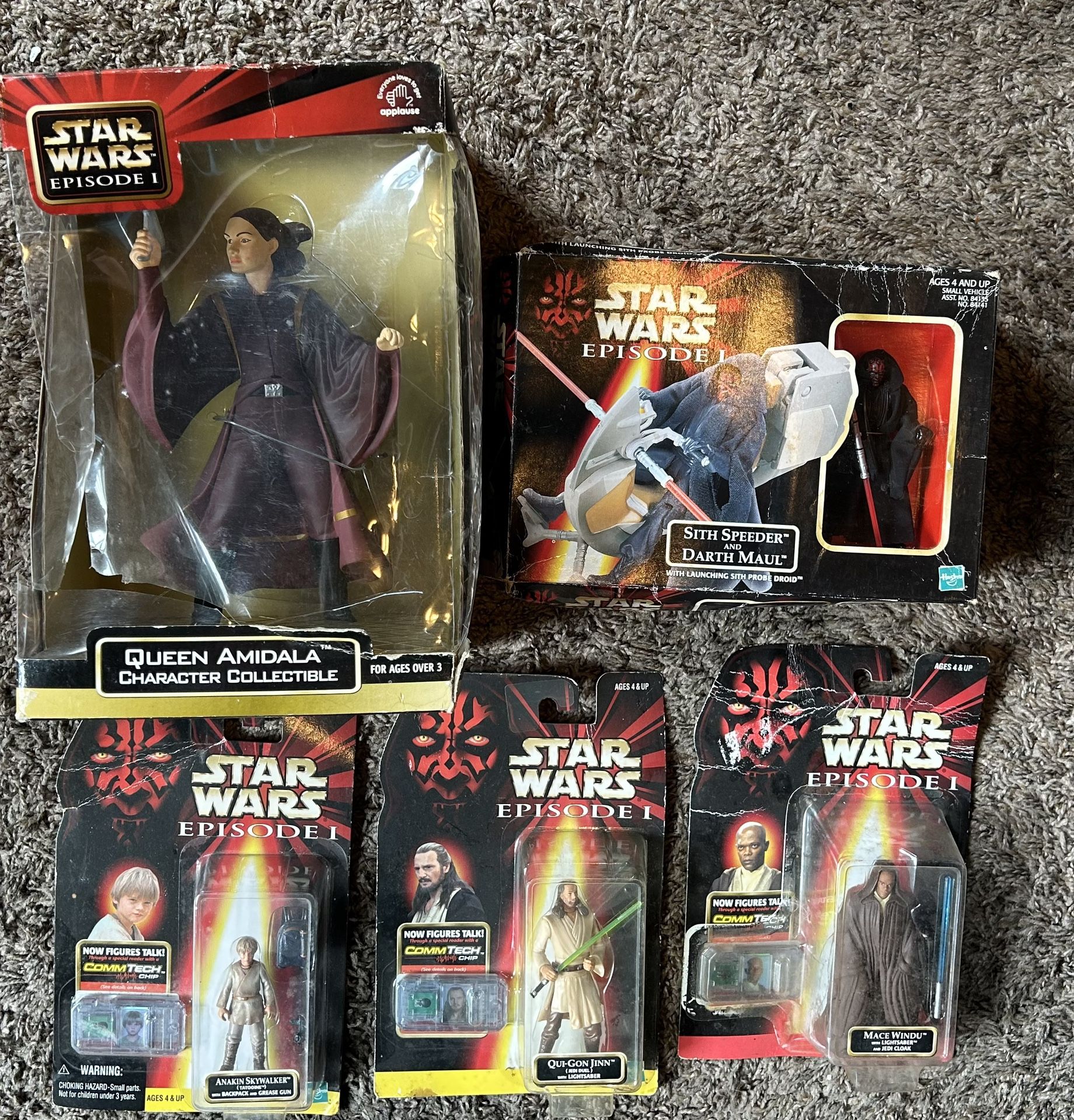 Star Wars Episode 1 Figures: Anakin Skywalker Qui-Gon Jin Mace Windu Sith Speeder and Darth Maul Queen Amidala All in sealed boxes. The toys inside
