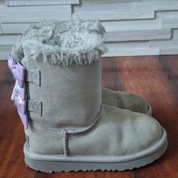 UGG Kids' Bailey Bow Iridescent Boots Size 12 