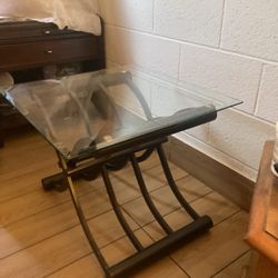 Glass End Table(1) 