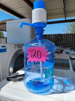 Pump with 5 gallon jug $20