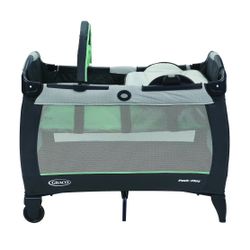 Graco Pack N Play Playard Reversible Napper & Changer