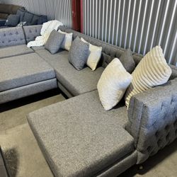 Free Delivery* Like New Gray Sectional Sofa with Ottoman!
