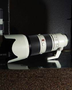 Sony FE 70-200mm f/2.8 GM OSS – Excellent / Like New