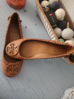 Tory Size 8