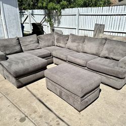 FREE DELIVERY 🚚  Ashley furniture, gray, Couch, sofa, sectional fabric , Ottoman