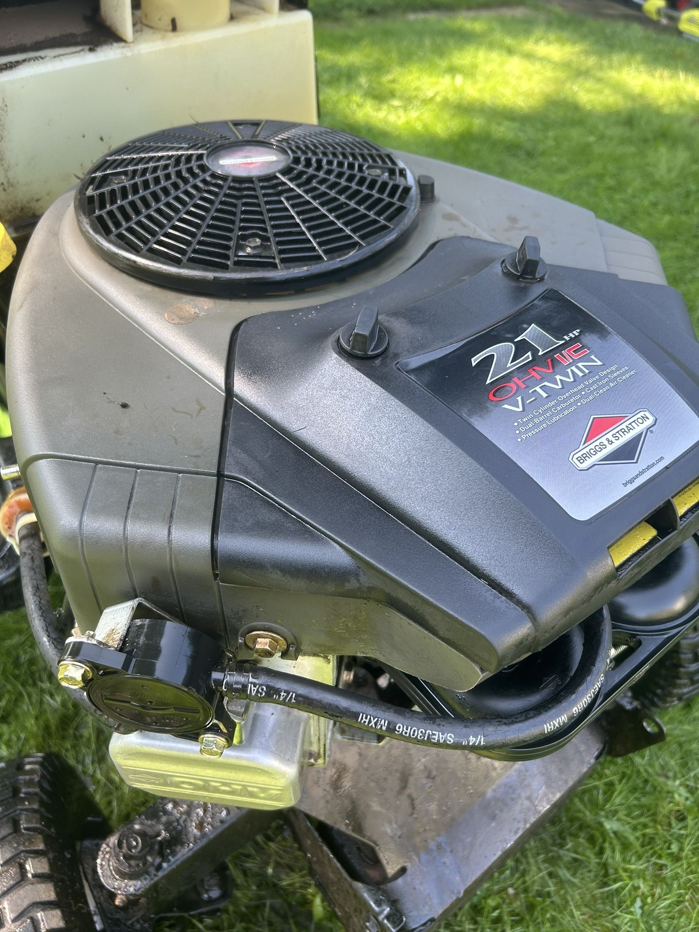 Lawn mower Engine